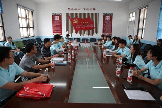 7月13日下午,举行全体实践队员出征仪式